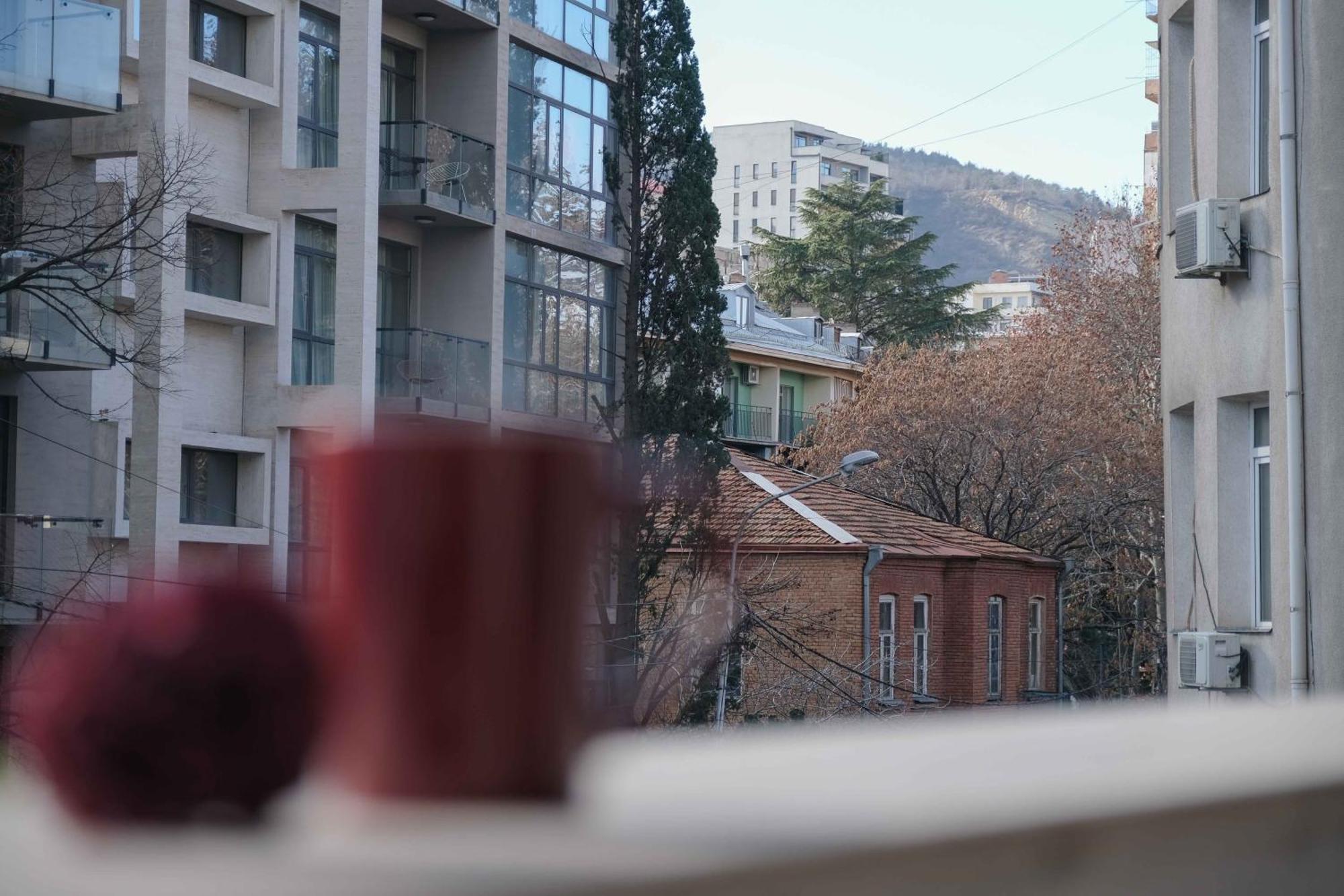 Round Garden Hotel Tiflis Exterior foto
